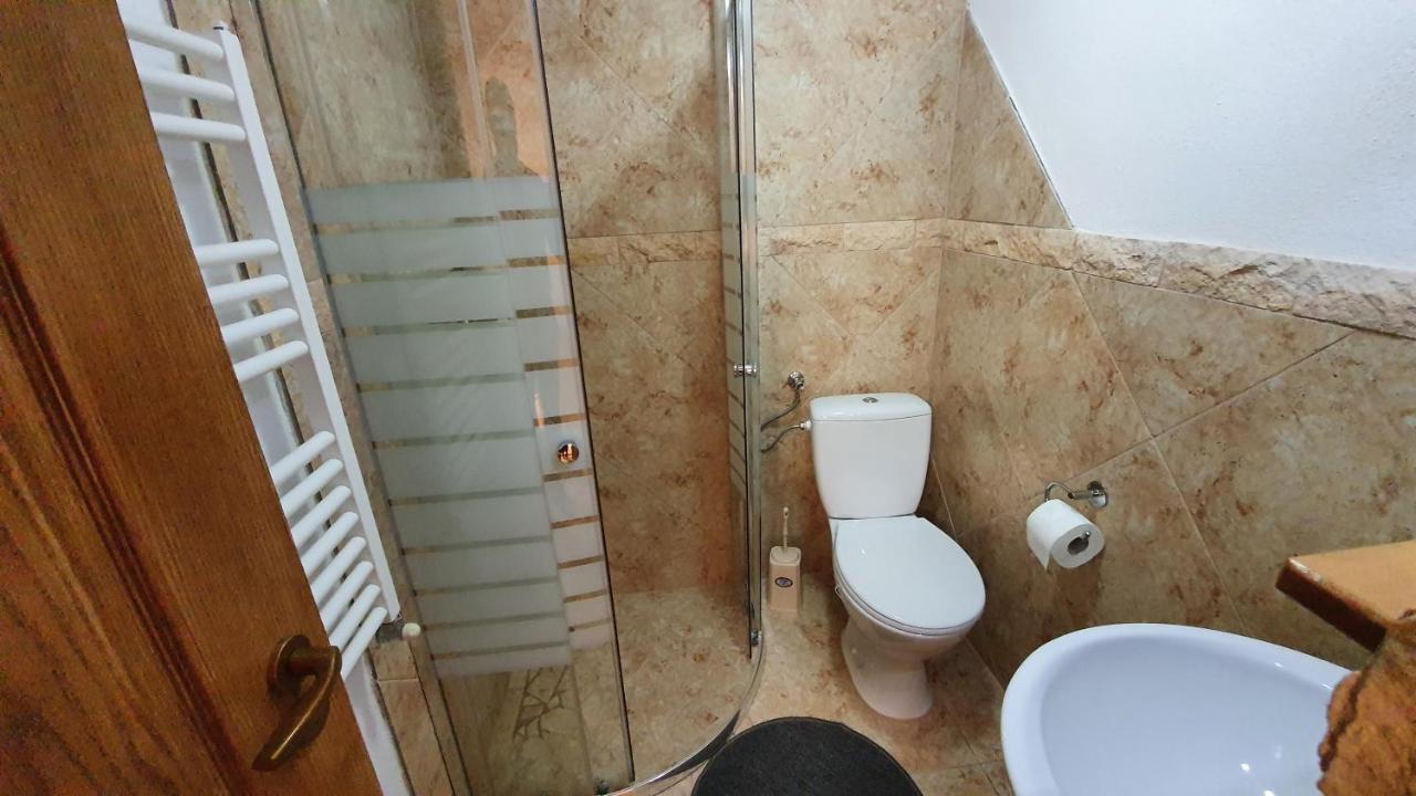 Ferienhaus Bran 99 *